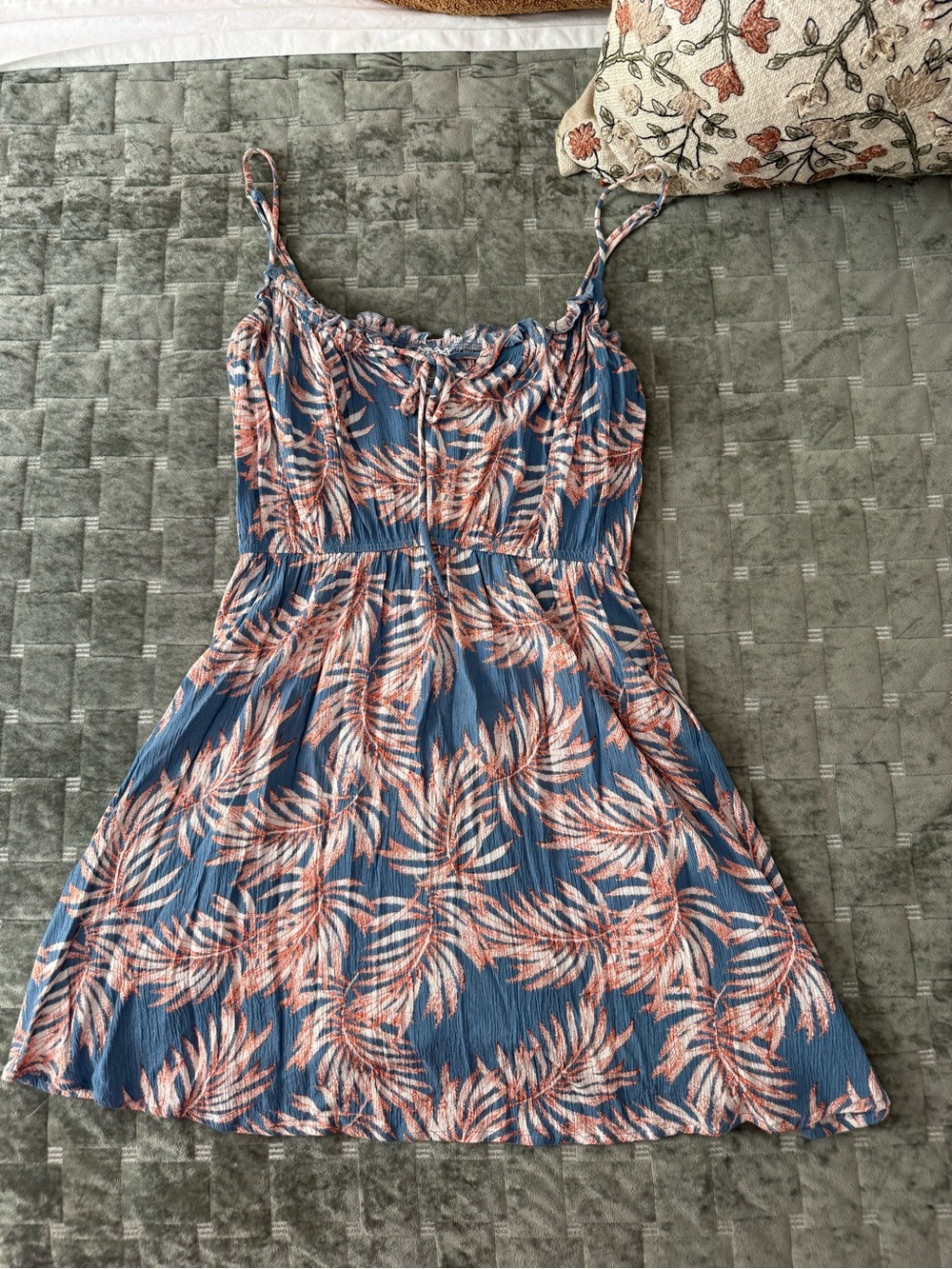 Blue Tropical Print Spaghetti Strap Sundress